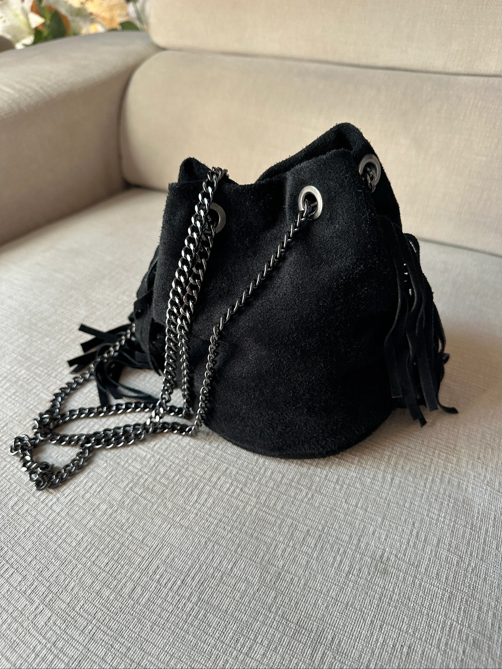 Sac seau noir en daim véritable - Style bohème chic